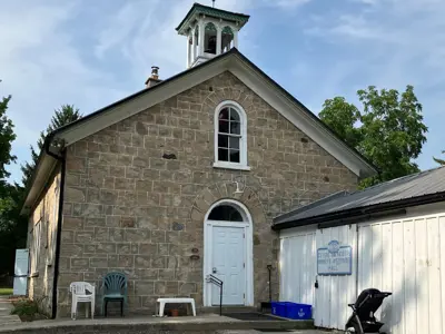 Exterior Clyde location